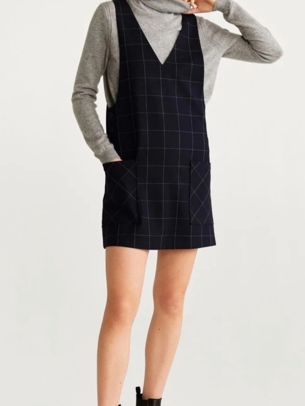 Brand New Mango Checked Pattern V-Neck Sleeveless Dress (size: 4)